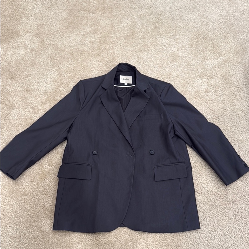Elegant Double-Breasted Blazer in Charcoal